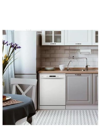 Hisense Freestanding Dishwasher, 8 Programs, 15 Place Settings, White - HS623E91W - Image 3